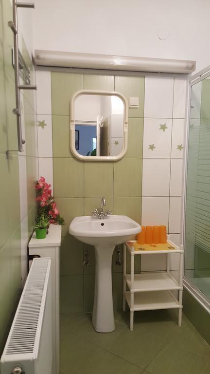 Bori Apartmanok Хайдусобосло Экстерьер фото